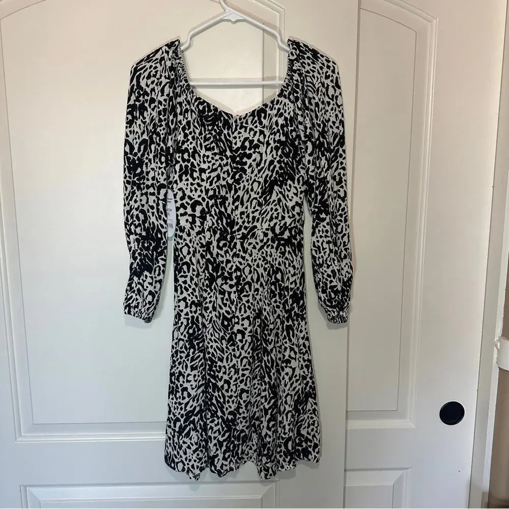 NWT Scoop Women’s Square Neck Dress Animal Print‎ Size: XS